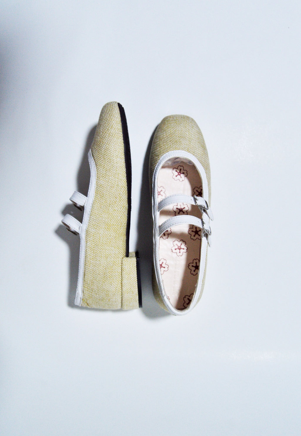 Deeba Platfrom  - Cream