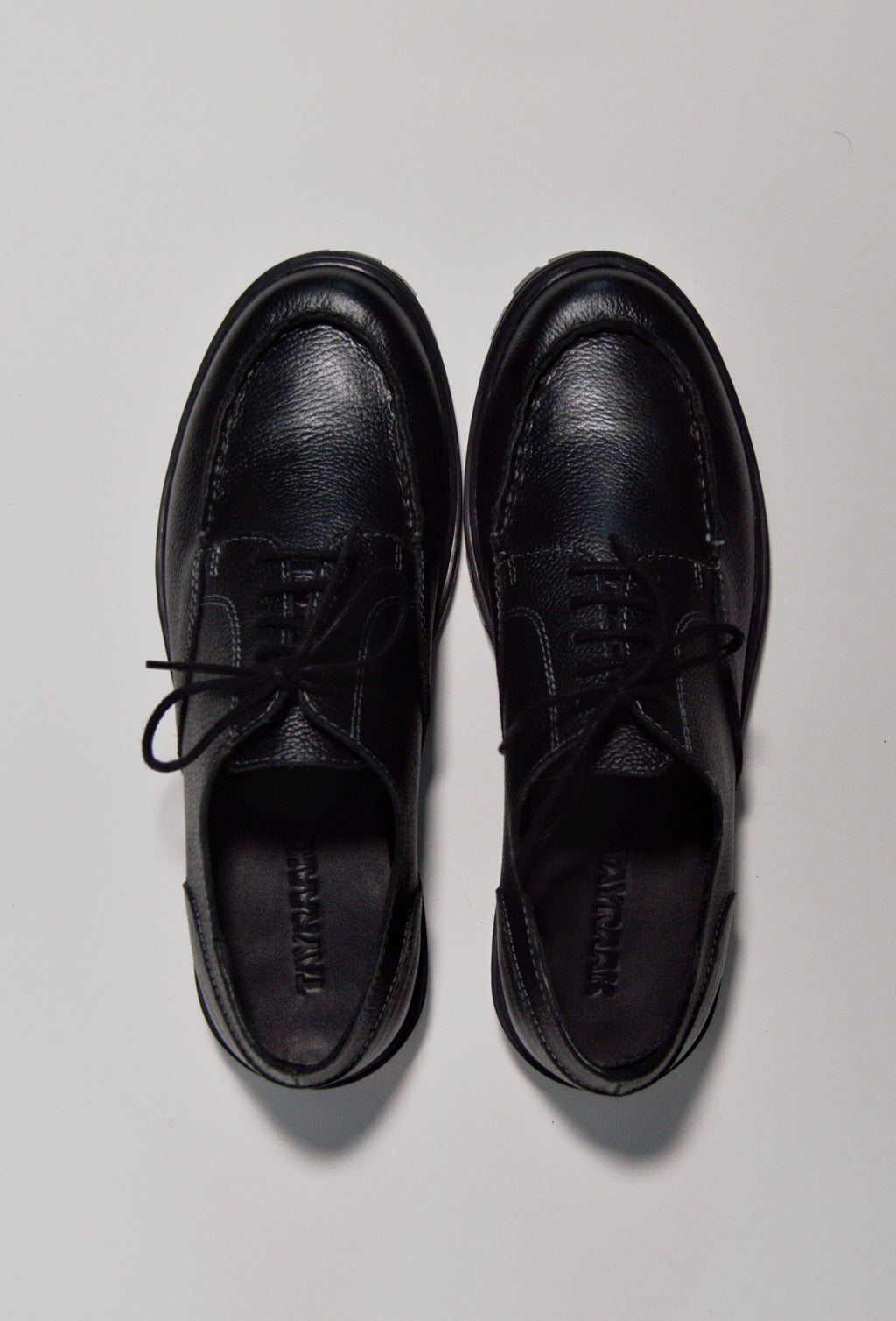 Hand-Stitched Derbyshire - Black