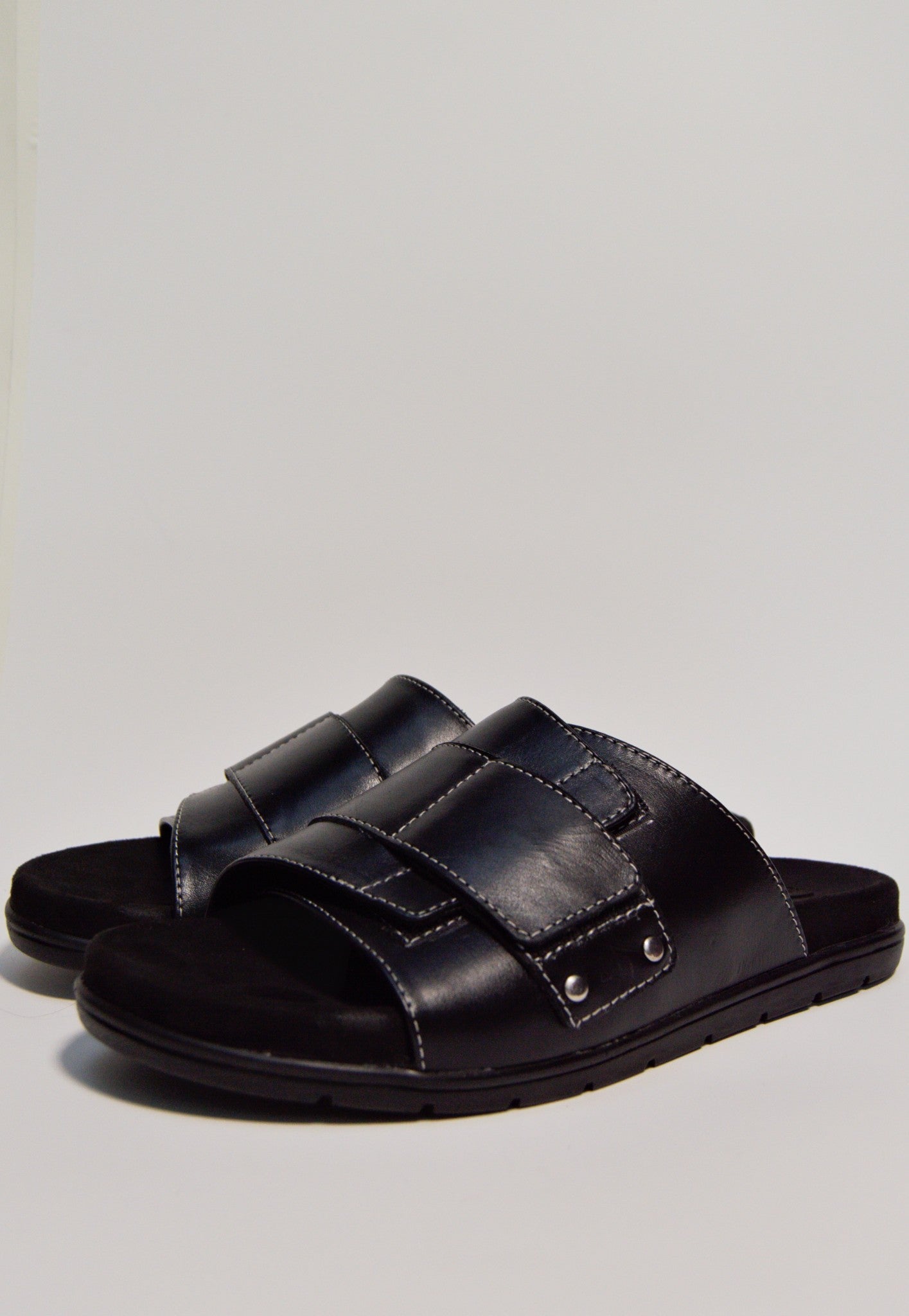 Single Strap Leather Sandal - Black